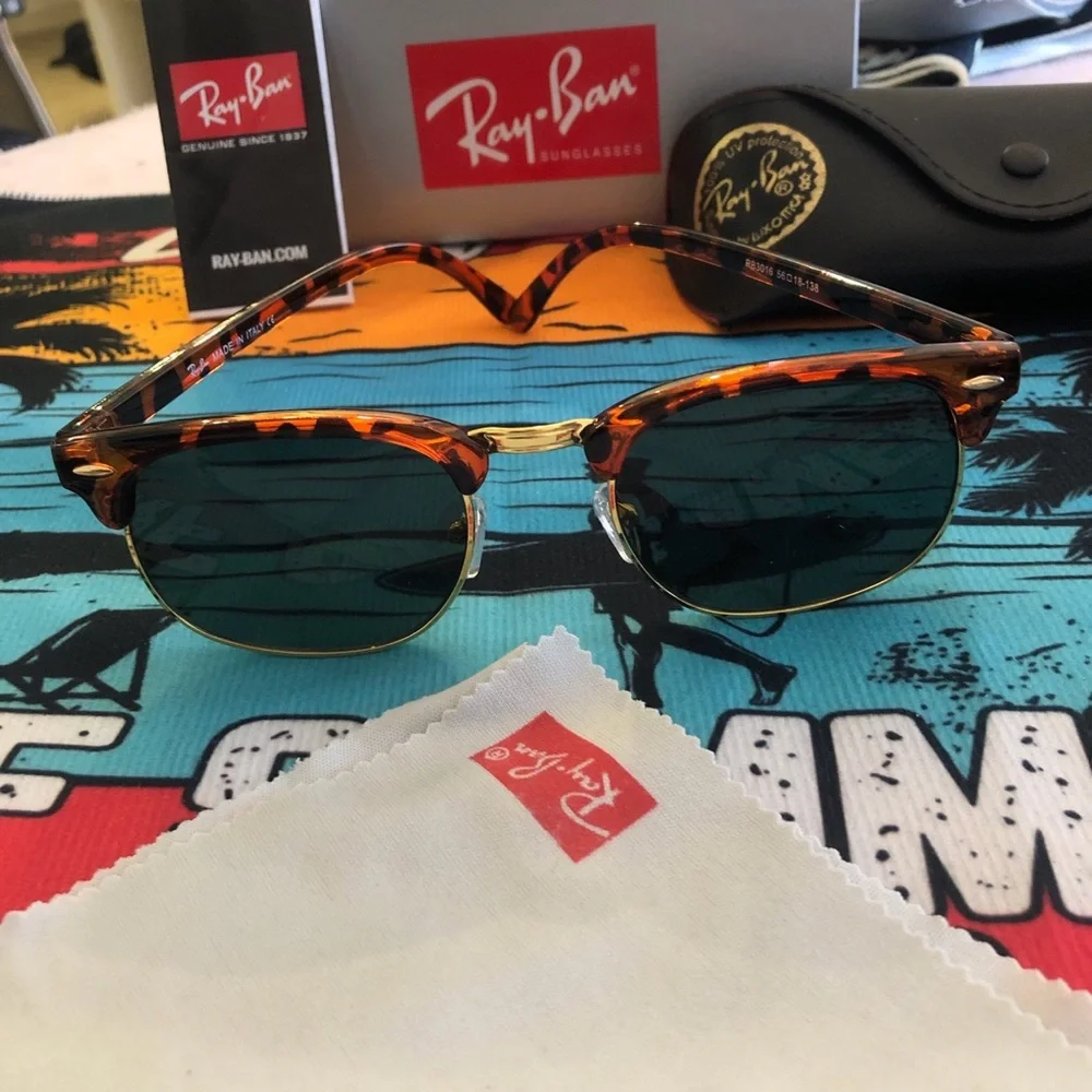 Ray-Ban Clubmaster Sunglasses in Tortoise and Gold with Green Lenses